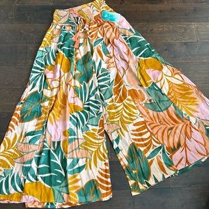 True Destinations Resort Wear Flare Pants Beach Coverup New Tropical